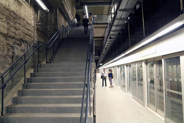 Photo metro station L9 Parc logistic